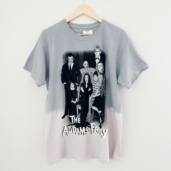 NEW The Adams Family Graphic Tee - Picture 7 of 8